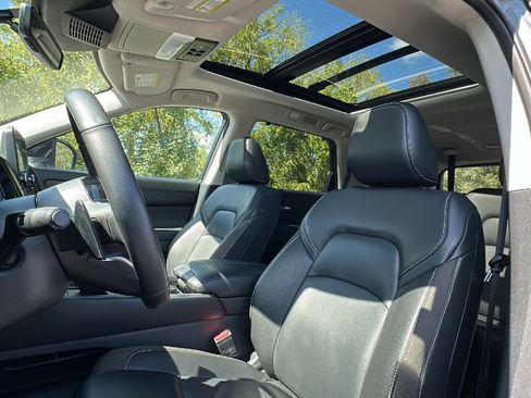 Certified 2024 Nissan Pathfinder SL w/ SL Premium Package image 14