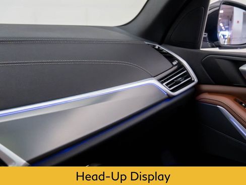 Used 2023 BMW X5 xDrive40i w/ Premium Package image 32