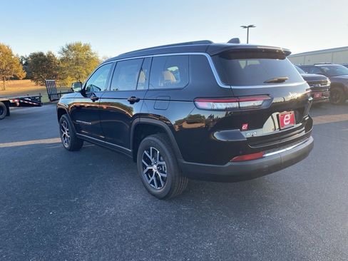 New 2025 Jeep Grand Cherokee L Limited image 5