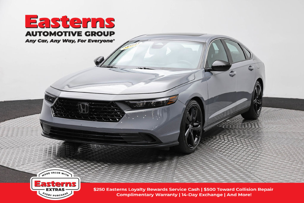 Used 2023 Honda Accord Sport image 1