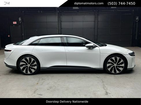 Used 2022 Lucid Air Grand Touring image 8