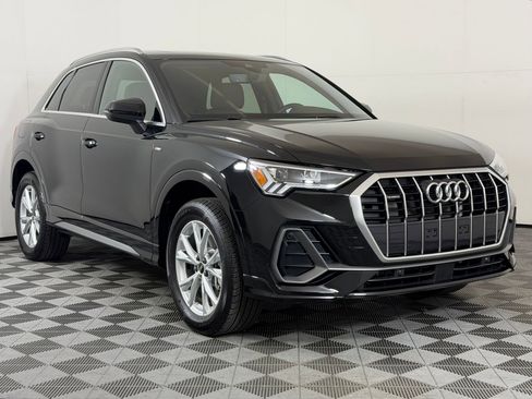 Used 2025 Audi Q3 2.0T Premium w/ Convenience Package AWD/4WD image 7