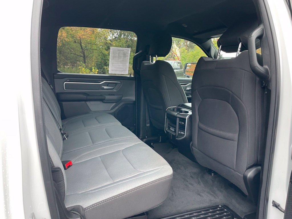 Used 2023 RAM 1500 4x4 Crew Cab image 13