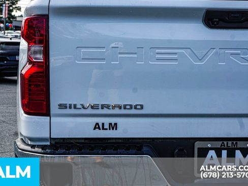 Used 2025 Chevrolet Silverado 2500 LT w/ Convenience Package AWD/4WD image 12