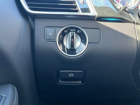 Used 2019 Mercedes-Benz GLE 43 AMG 4MATIC Coupe w/ Premium 3 Package image 23