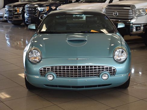 Used 2002 Ford Thunderbird RWD image 4