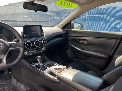 Used 2021 Nissan Sentra SR image 18