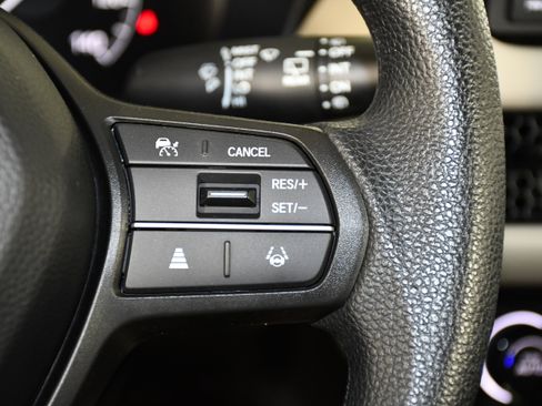 Certified 2025 Honda HR-V LX image 21