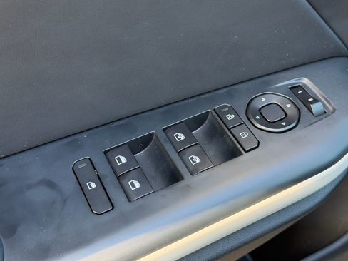 Certified 2025 Kia K4 GT-Line w/ GT-Line Premium Package image 12