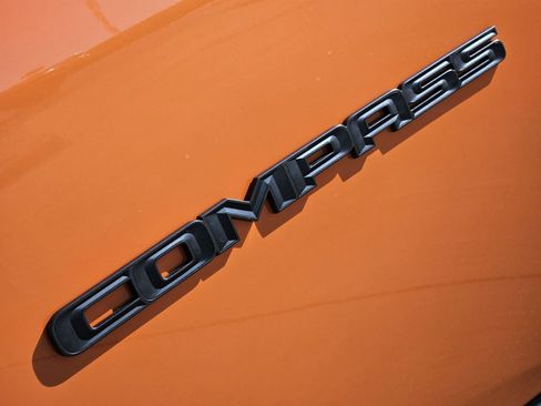 New 2026 Jeep Compass Latitude image 13