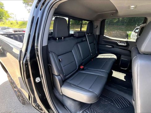 Used 2026 Chevrolet Silverado 1500 LT Trail Boss w/ LT Trail Boss Premium Package AWD/4WD image 23