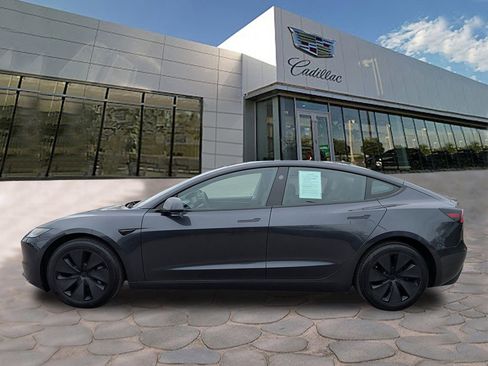 Used 2025 Tesla Model 3 Long Range AWD/4WD image 3