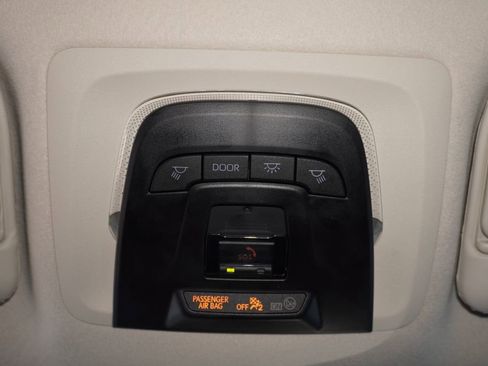 Certified 2025 Toyota Corolla LE image 17