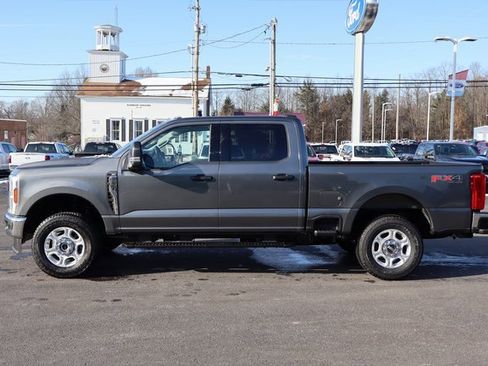 New 2026 Ford F250 XLT w/ FX4 Off-Road Package image 14