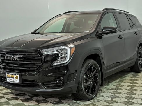 Used 2023 GMC Terrain SLT w/ Elevation Edition AWD/4WD image 5