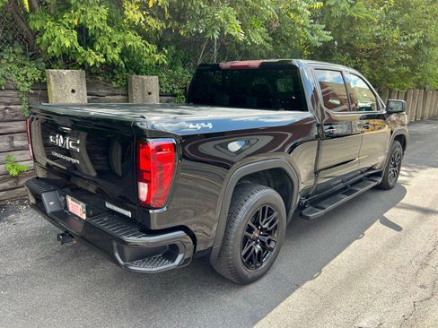 Used 2021 GMC Sierra 1500 Elevation w/ LPO, Elevation Black Package image 9