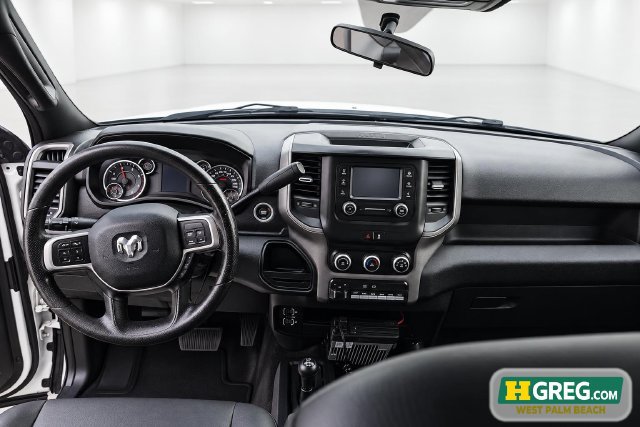 Used 2022 RAM 2500 Tradesman w/ Chrome Appearance Group AWD/4WD image 14