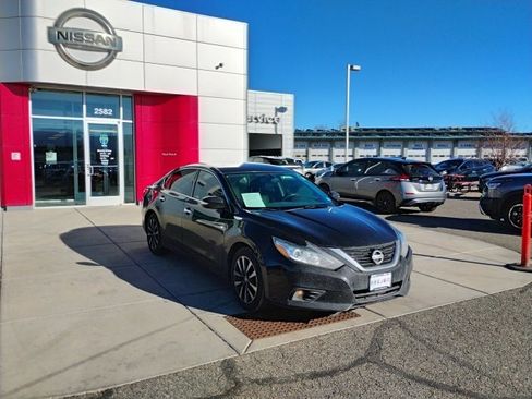 Used 2017 Nissan Altima 2.5 SL image 3