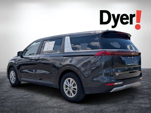 Certified 2024 Kia Carnival LX FWD image 7
