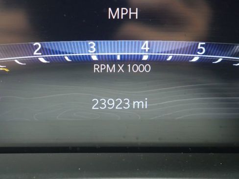 Used 2023 Jeep Grand Cherokee Limited AWD/4WD image 19