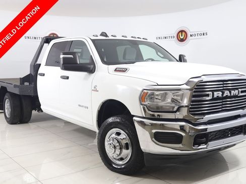 Used 2024 RAM 3500 SLT w/ Quick Order Package 2YG SLT AWD/4WD image 1