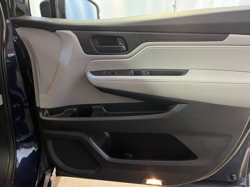 Used 2019 Honda Odyssey EX-L image 11