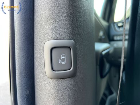 Used 2021 Kia Sedona EX FWD image 36
