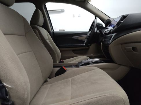 Used 2021 Honda Pilot EX image 21