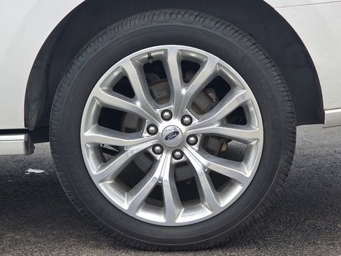 Used 2018 Ford Expedition Platinum image 8