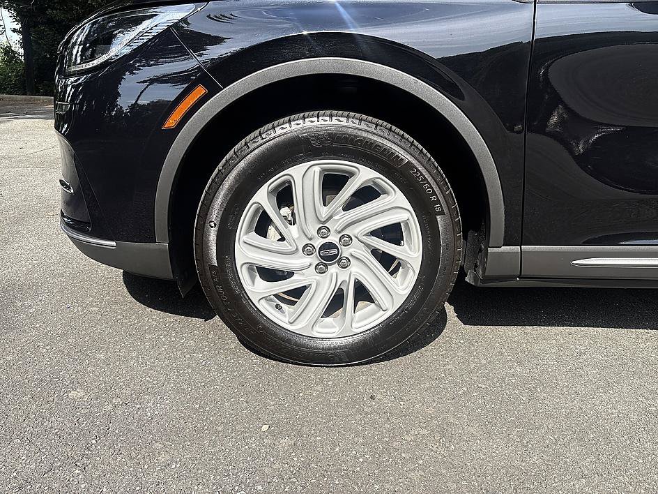 Used 2023 Lincoln Corsair FWD image 8