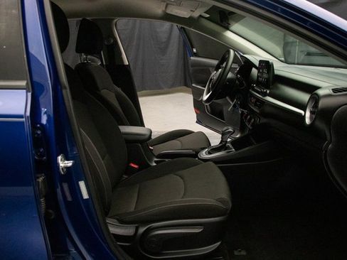Used 2020 Kia Forte LXS image 16
