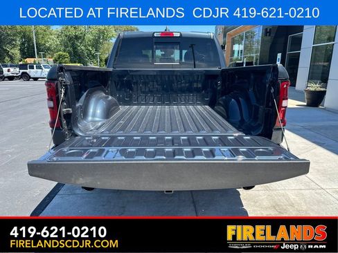 New 2026 RAM 1500 Big Horn AWD/4WD image 8