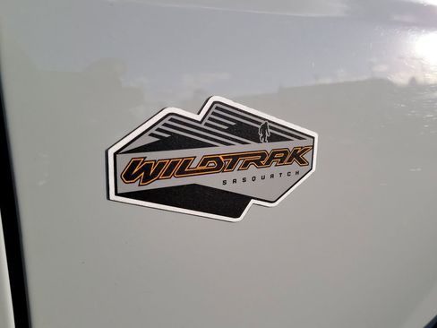 Used 2021 Ford Bronco Wildtrak image 6