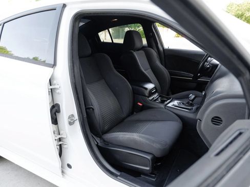 Used 2019 Dodge Charger R/T w/ Blacktop Package RWD image 33