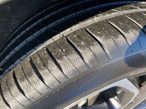 Used 2014 Chevrolet Captiva Sport LTZ image 23