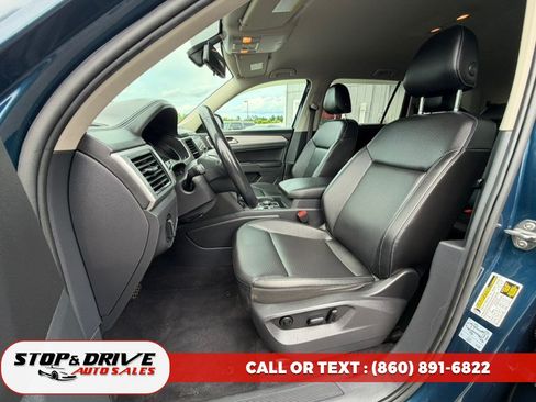 Used 2018 Volkswagen Atlas SE AWD/4WD image 14