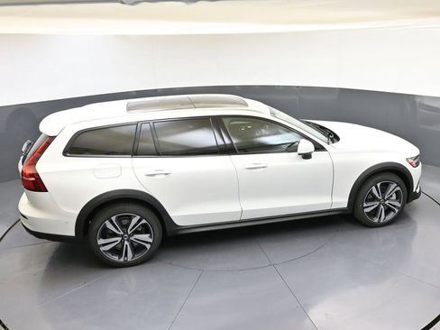 New 2026 Volvo V60 B5 Cross Country Plus w/ Protection Package Premier image 48