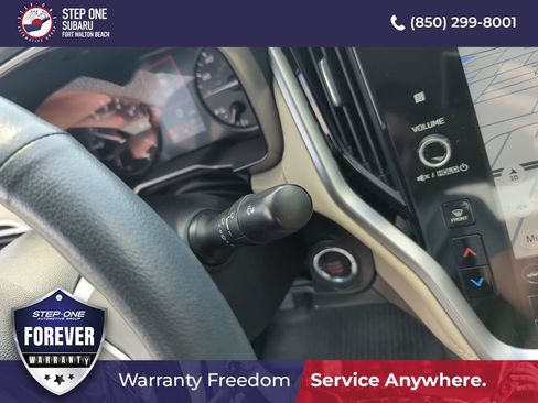 Used 2025 Subaru Legacy Limited AWD/4WD image 24