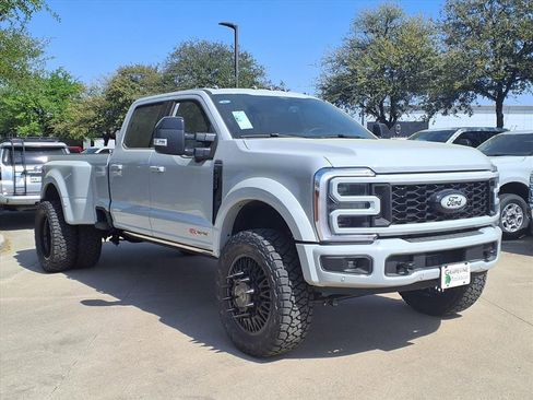 New 2026 Ford F450 Platinum image 10