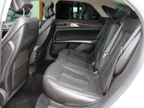 Used 2014 Lincoln MKZ AWD image 37