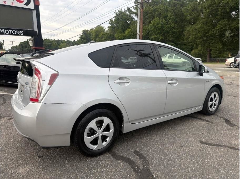 Used 2012 Toyota Prius Four w/ Preferred Accessory Pkg FWD image 6