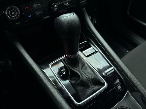 Used 2025 Jeep Compass Sport image 20