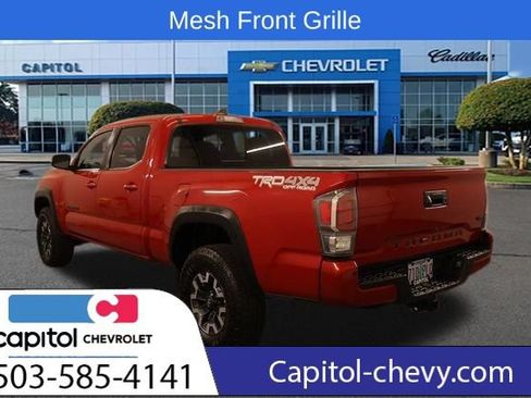 Used 2023 Toyota Tacoma TRD Off-Road w/ Technology Package AWD/4WD image 7