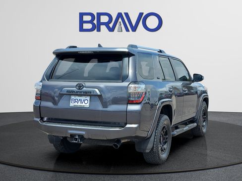 Used 2021 Toyota 4Runner SR5 Premium w/ Moonroof Package RWD image 4