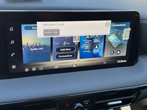 New 2026 Nissan Kicks SR image 19