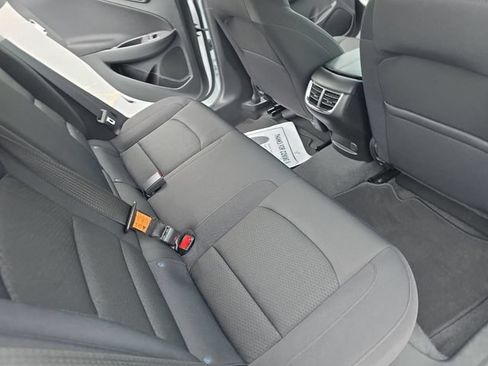 Used 2023 Chevrolet Malibu LT FWD image 12