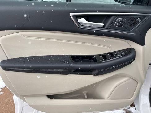 Used 2019 Ford Edge Titanium w/ Equipment Group 301A image 17