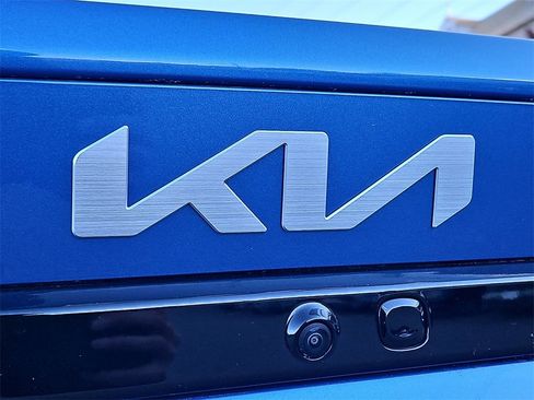 Certified 2025 Kia K4 GT-Line image 30