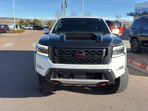 Used 2023 Nissan Frontier PRO-4X w/ Pro Convenience Package image 2