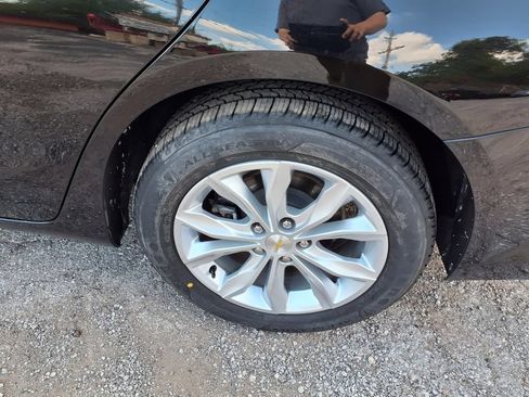 Used 2024 Chevrolet Malibu LT FWD image 32